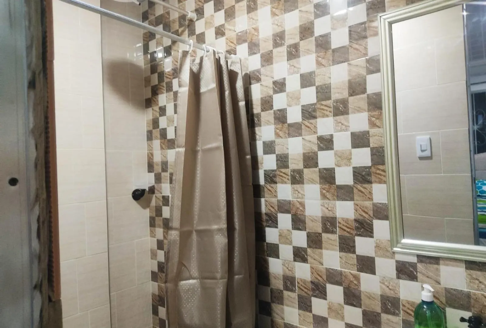 D Habitacion Con Bano Privdo Bogota Colombia