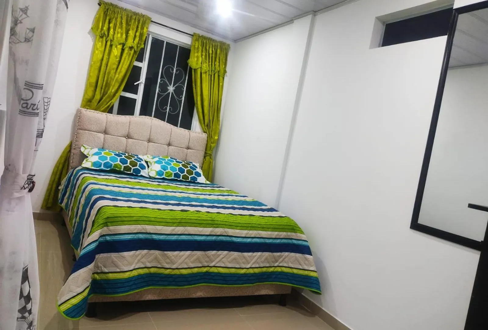 D Habitacion Con Bano Privdo Bogota 0*,  Colombia