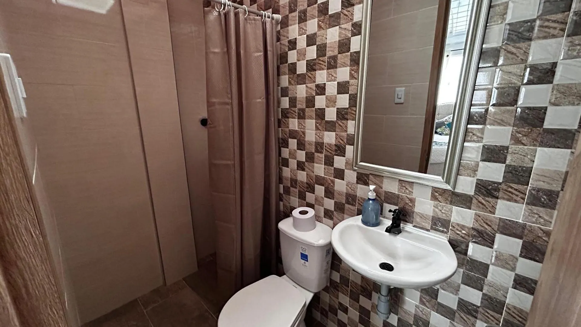 D Habitacion Con Bano Privdo Bogota 0*,